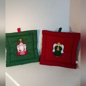 Holiday Country Crafts Christmas Quilted Pot Holders Set Of 2